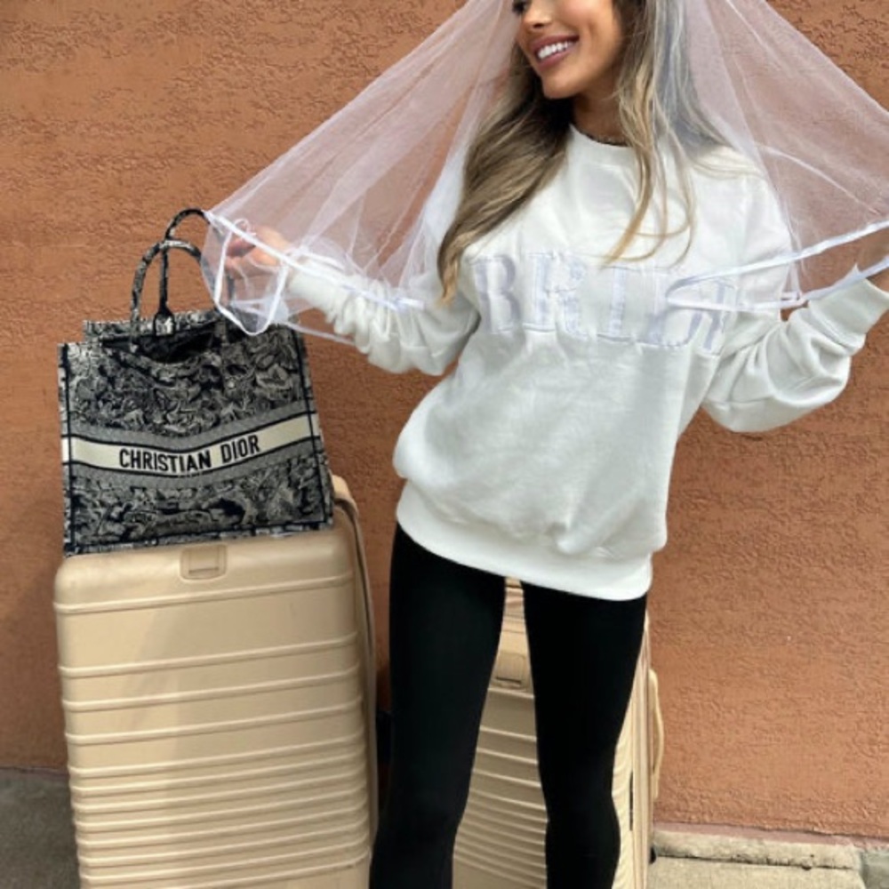 BRIDE SWEATSHIRT